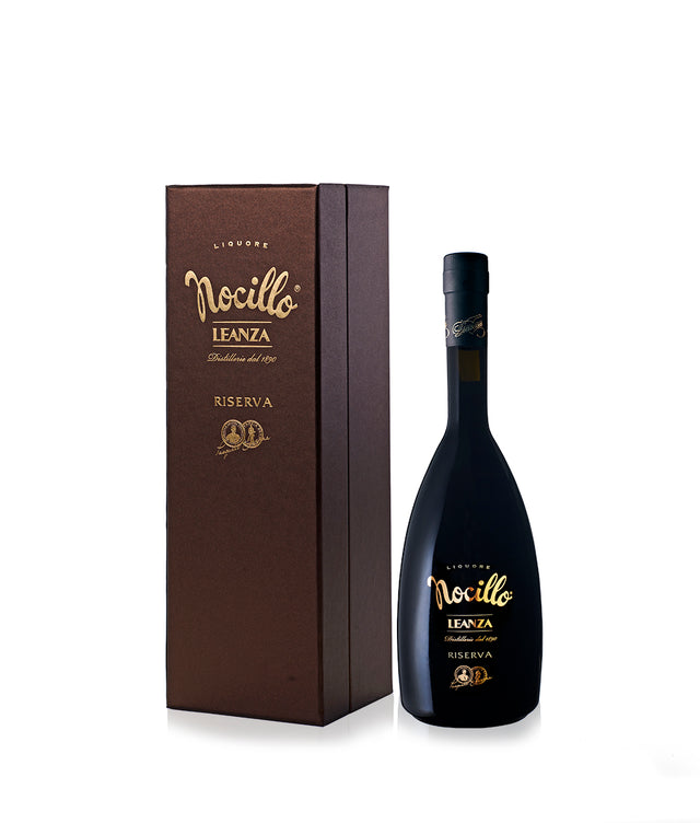 Nocillo Riserva di Famiglia In Cofanetto Regalo Leanza Distilleria dal 1890 70 Cl